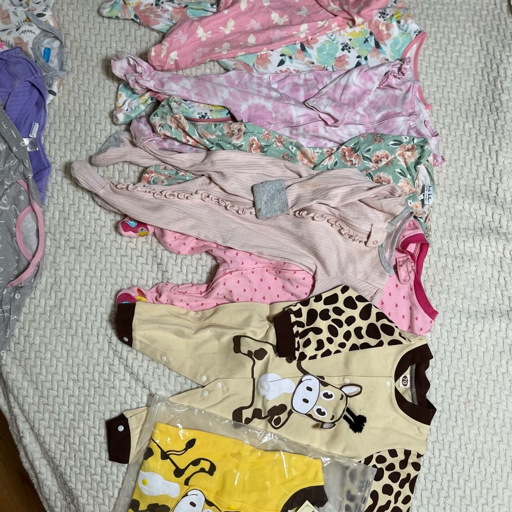 Baby girl rompers 0-3 months bundle. Mixed brands